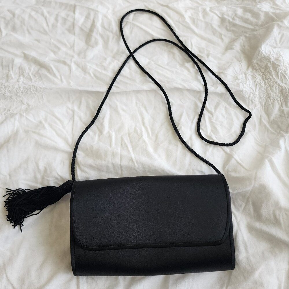 La Regate Cocktail Party  Black Shoulder Bag